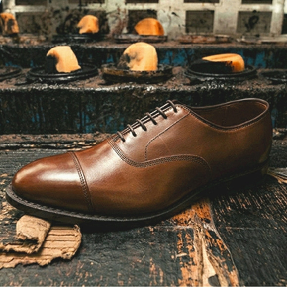 The Ross oxford from‎ Warfield & Grand